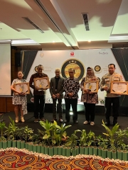 PENERIMAAN PENGHARGAAN INDONESIA MOST TRUSTED COMPANIES AWARD TAHUN 2024